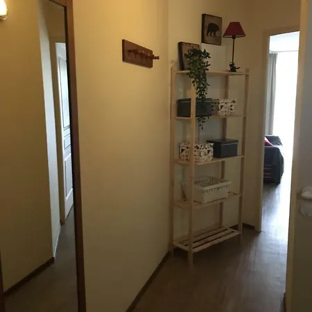 Les Trois Domaines Apartment